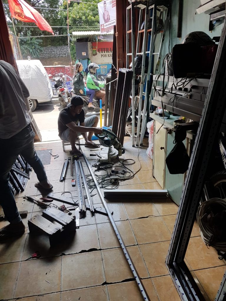 Kusen dan Jendela Aluminium Kembangan Jakarta