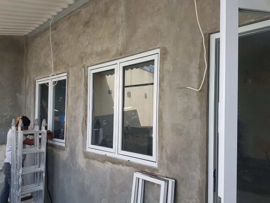 jendela aluminium cengkareng